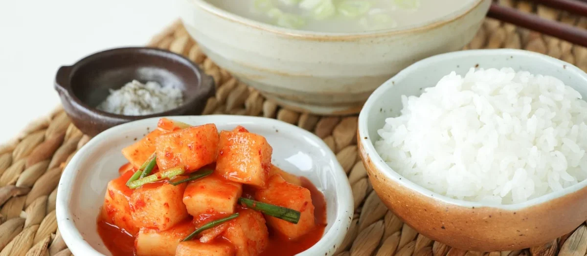 Chung Jung One Garlic Tteokbokki Kluski Ryżowe W Sosie Czosnkowo-Paprykowym 260G O’Food