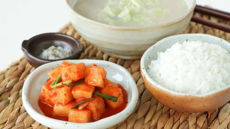 Chung Jung One Garlic Tteokbokki Kluski Ryżowe W Sosie Czosnkowo-Paprykowym 260G O’Food