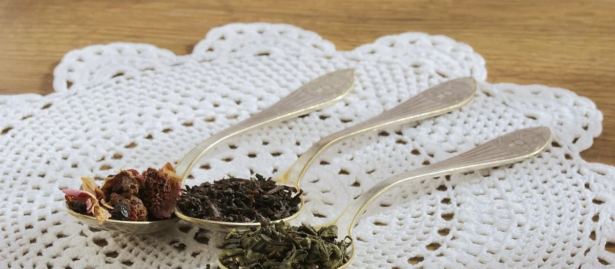 Herbata Liściasta Czarna Truskawki Ze Śmietaną 50g