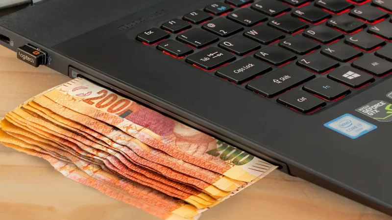 Jak uniknąć opłat za międzynarodowe przelewy bankowe