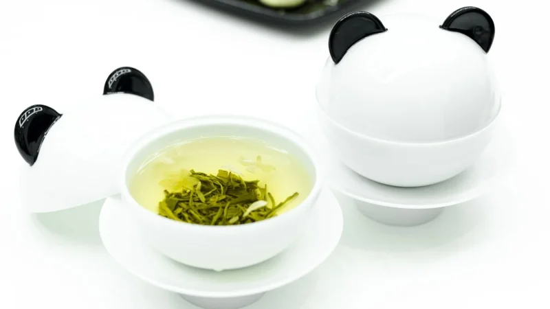Progressive Jaśminowa yunnan zielona (Pakowanie ozdobne, Złota torebka 40g)