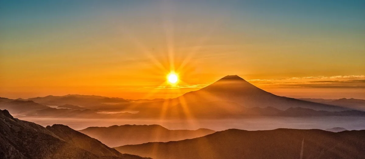 Sunrise (Pakowanie ozdobne, Puszka czarna 80g)
