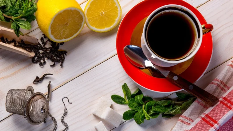 Teabag Ziołowa Herbata Queen Of Mint 100g – Żółta Tuba